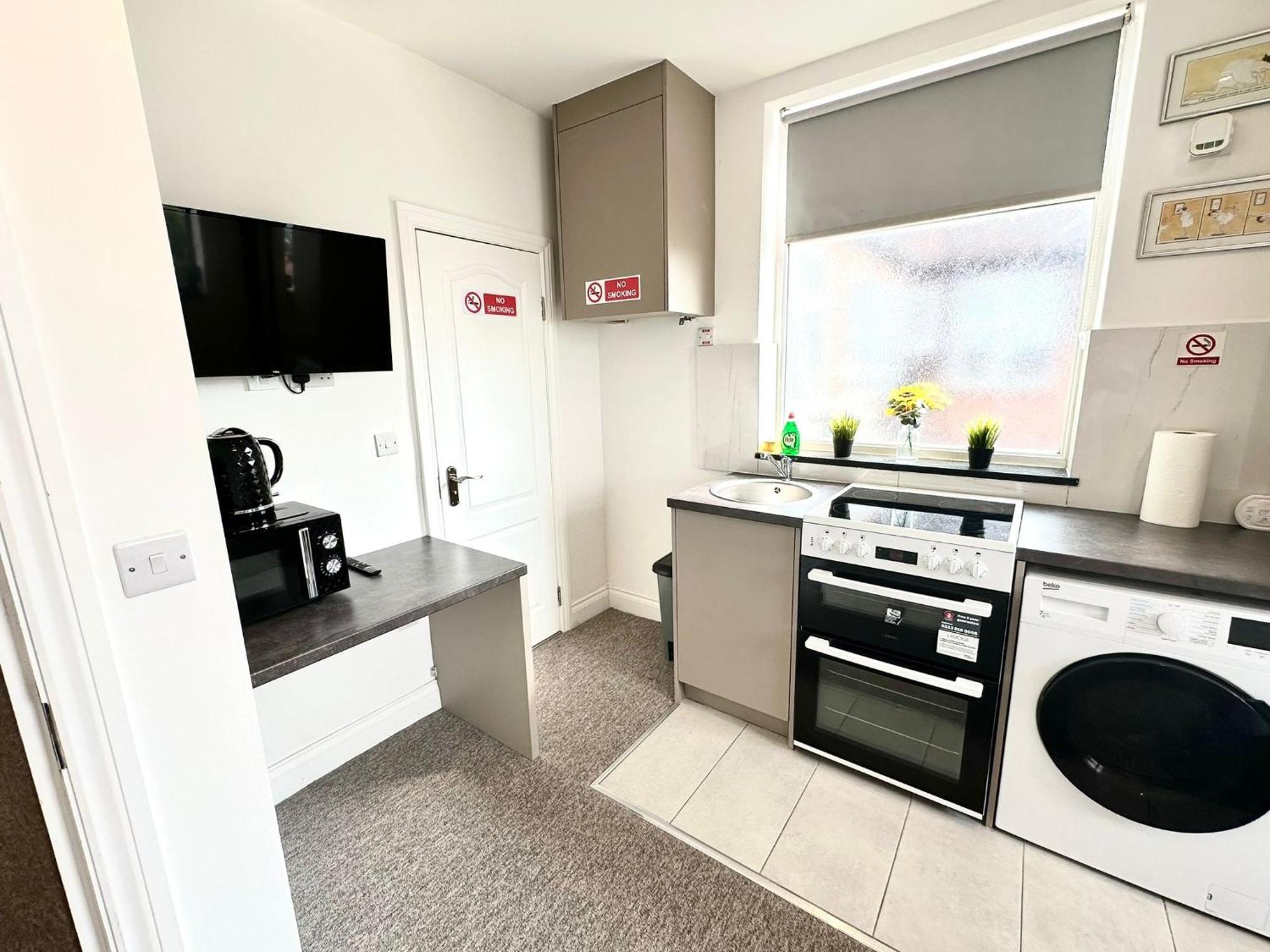 Unique Modern, Private Apartment,15 Mins To London *
