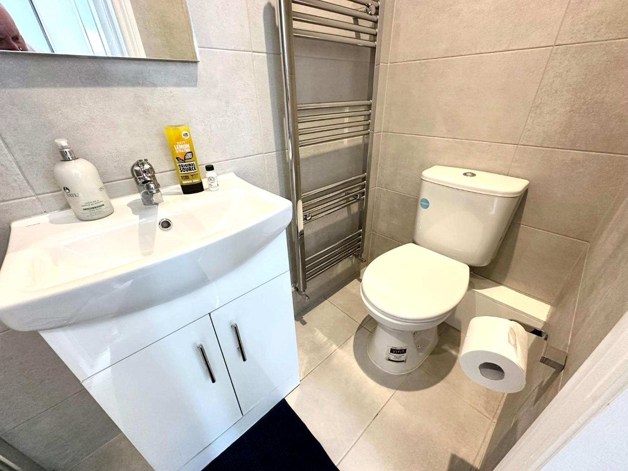 Unique Modern, Private Apartment,15 Mins To London Hendon