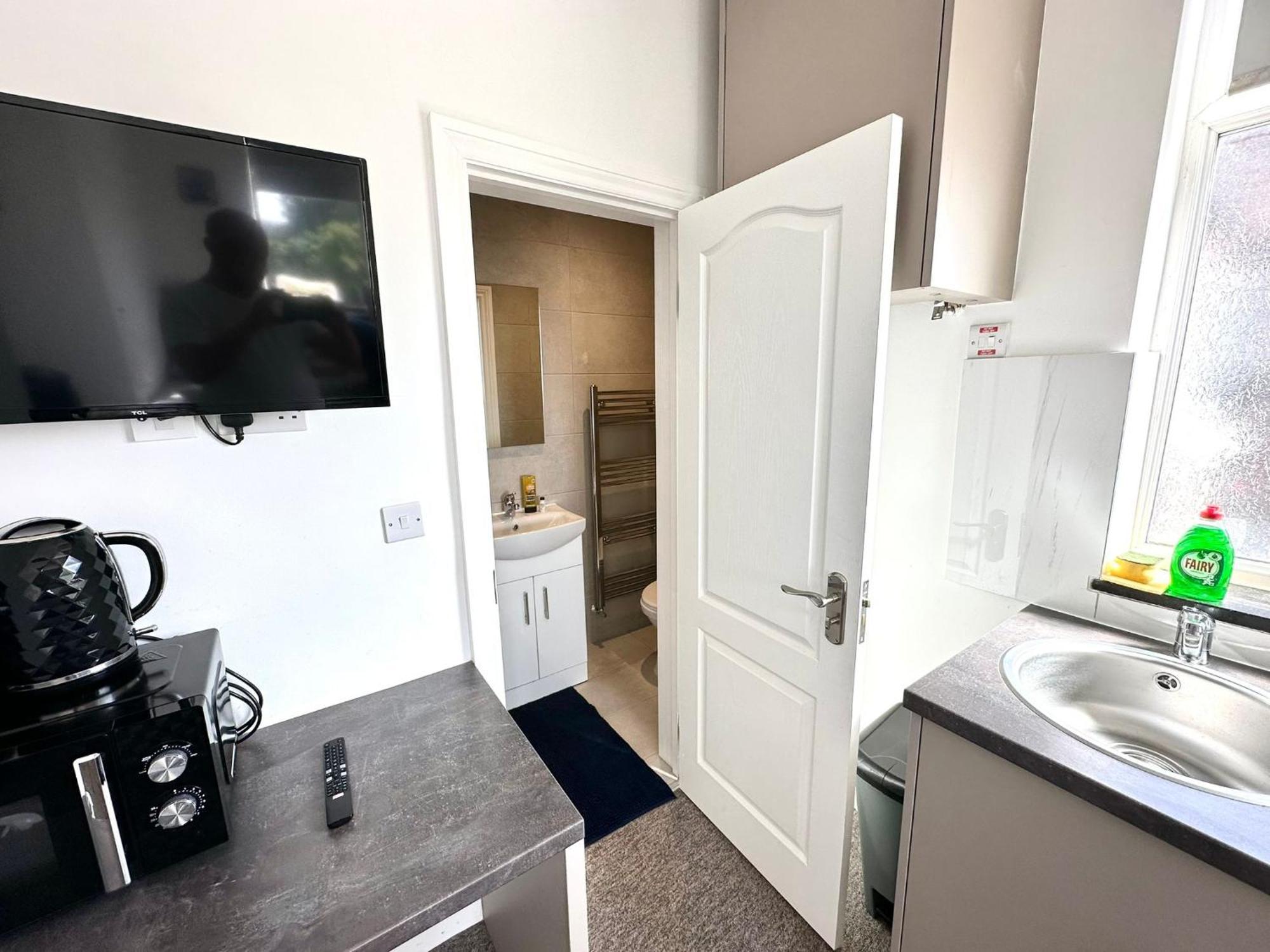 Unique Modern, Private Apartment,15 Mins To London * Hendon