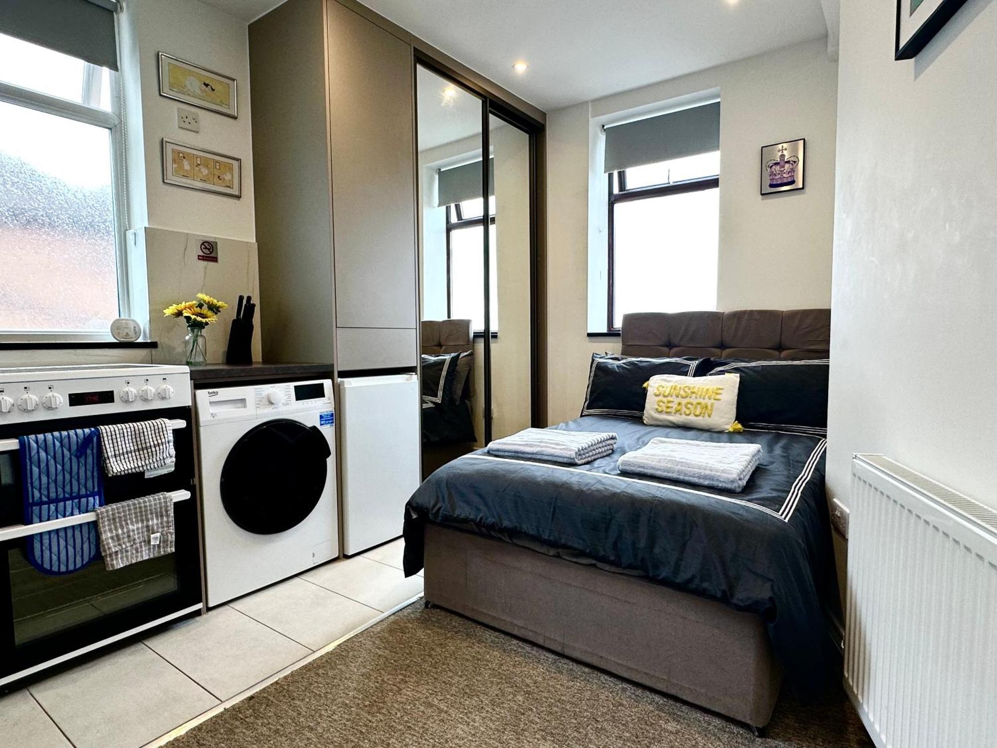 Apartamento Unique Modern, Private Apartment,15 Mins To London *