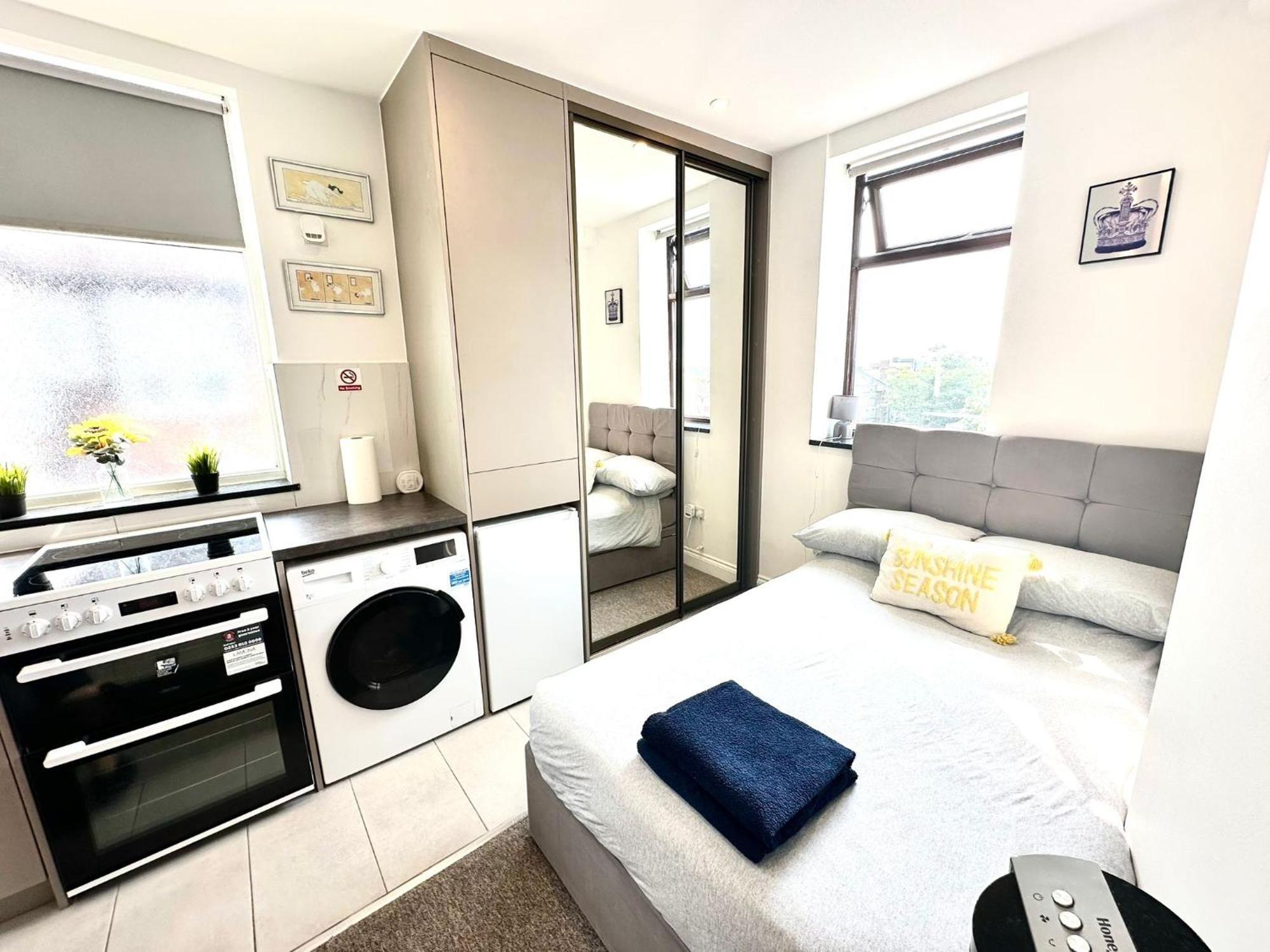 Unique Modern, Private Apartment,15 Mins To London Appartement *
